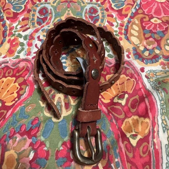 Fossil Accessories - Fossil brown leather women’s belt with bronze detail size medium